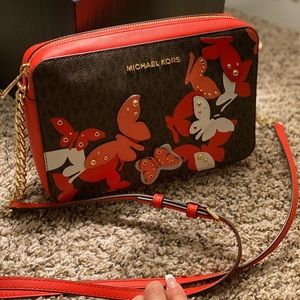 Michael kors crossbody